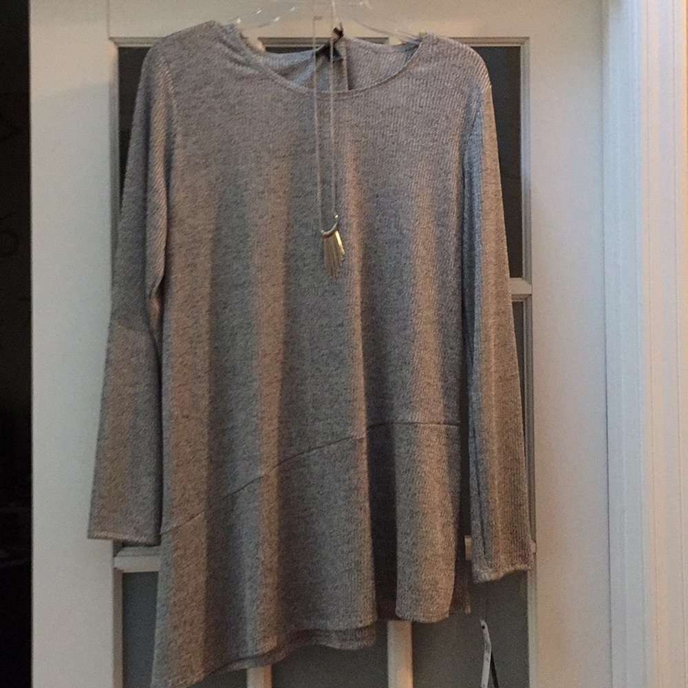 NWT Alyx silver tunic with necklace, size XL